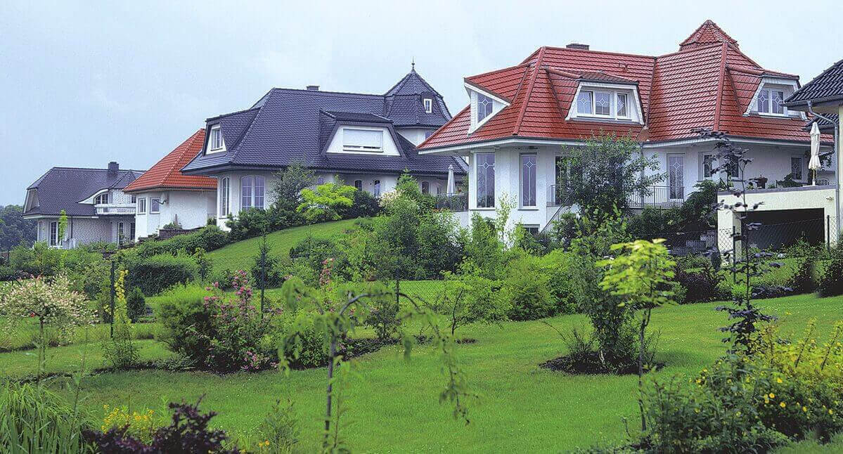 Wir planen und bauen, exklusive Eigenheime schlüsselfertig preiswert zum Festpreis & planen und bauen repräsentative, Architekten-Häuser und Luxus-Villen schlüsselfertig preiswert zum Festpreis oder noch preiswerter in Freier Planung in Ihrer Einfamilienhaus-Siedlung.
